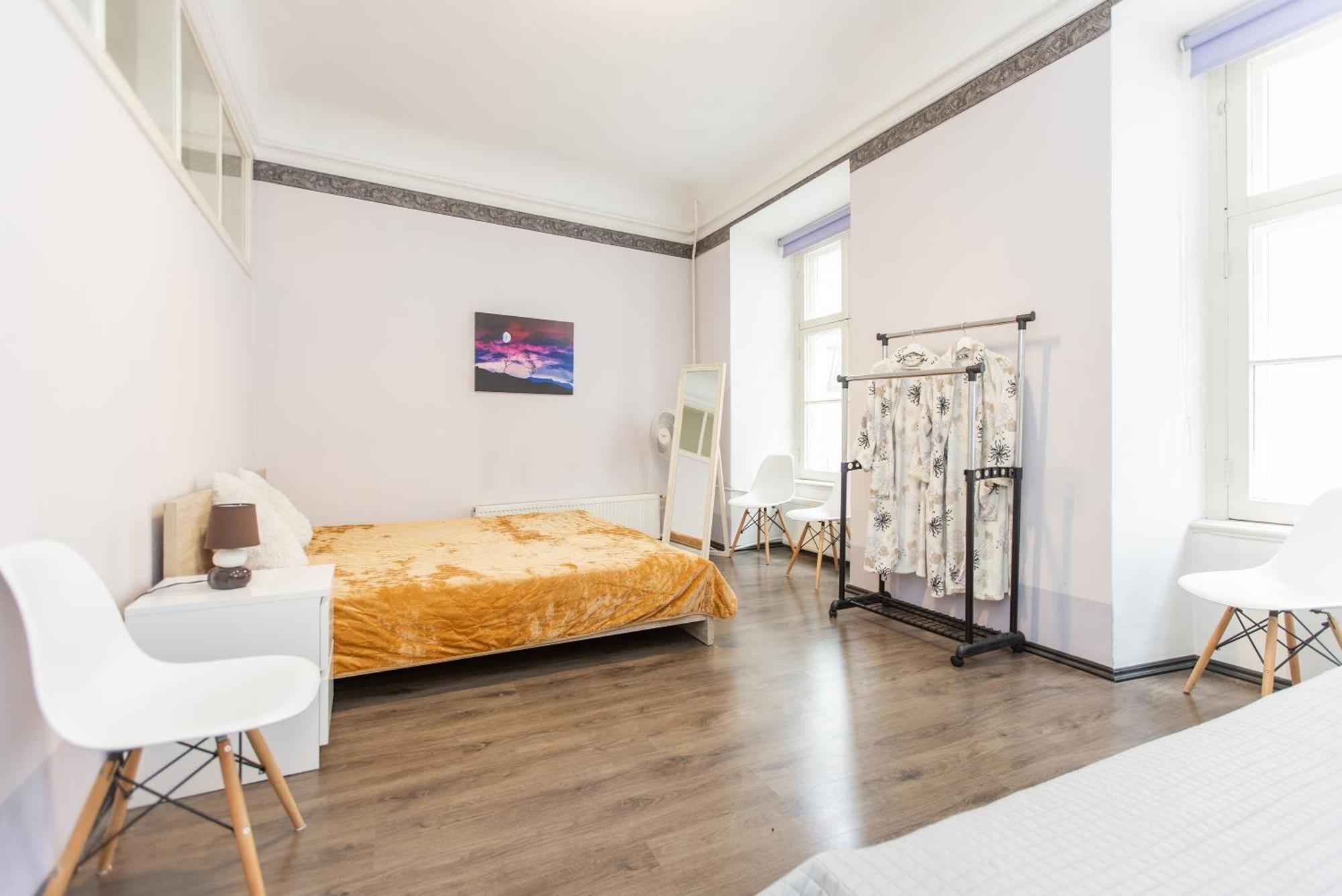 Large Vacation Apartments In The Old Town Riga Exterior photo