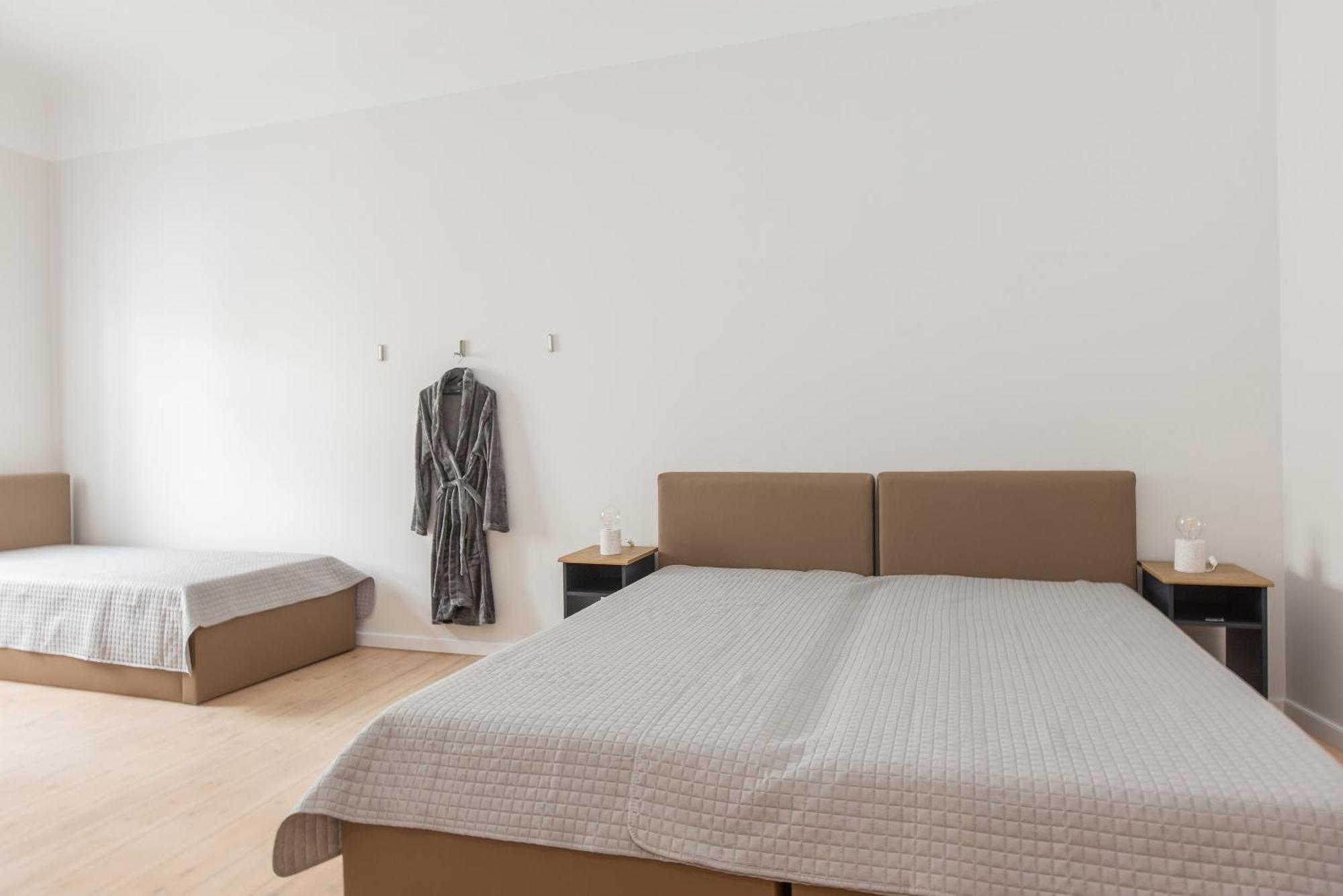 Large Vacation Apartments In The Old Town Riga Exterior photo